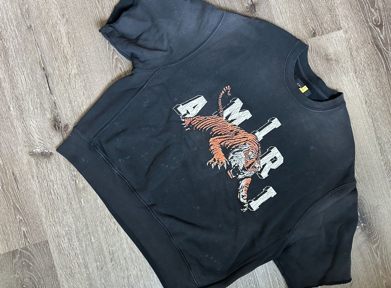 Amiri Amiri Vintage Tiger Shortsleeve Sweatshirt Tee Size US S / EU 44-46 / 1 - 1 Thumbnail