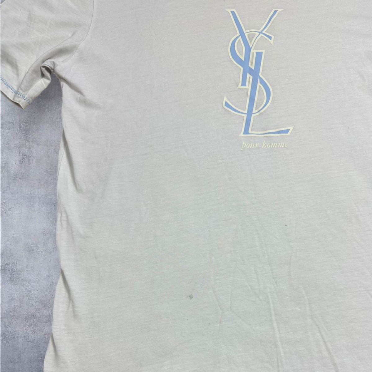 Vintage Vintage Yves Saint Lauren Big Logo V neck T shirt Tee Size US M / EU 48-50 / 2 - 5 Thumbnail
