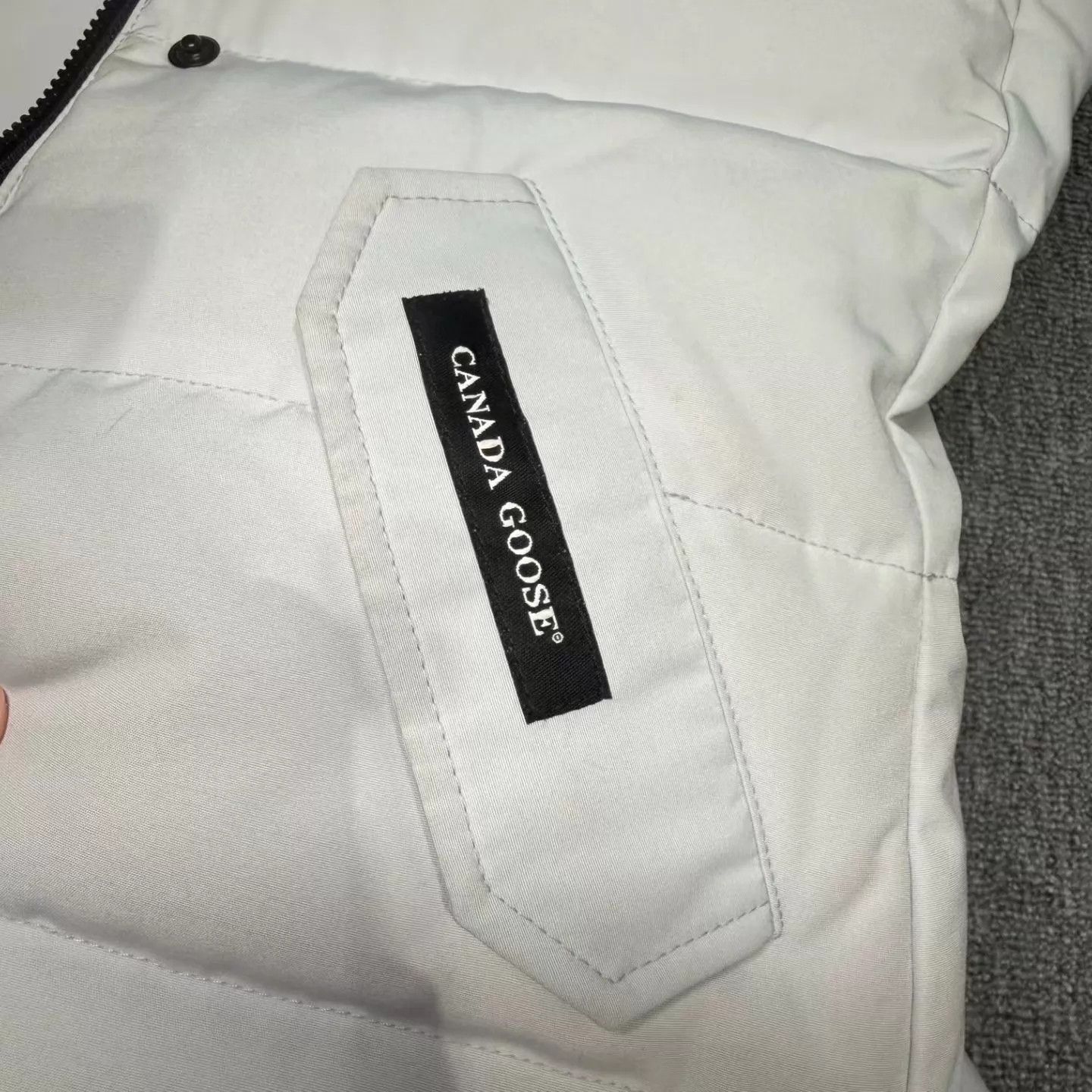 Canada Goose CANADA GOOSE Gray Down Vest 2XS Dry Cleaned New Size XXS / US 00 / IT 34 - 5 Thumbnail