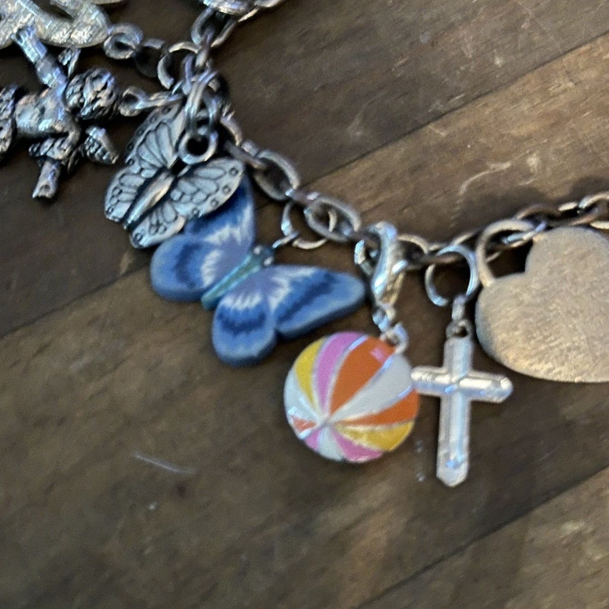Other Silver tone loaded charm bracelet Size ONE SIZE - 5 Thumbnail