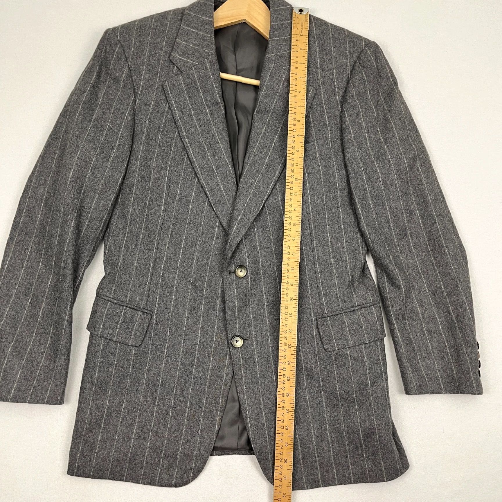 Paul Stuart Paul Stuart Blazer Jacket Mens 40R Wool Cashmere Gray Chalk Stripe 2-Button Vintage No N/A Size 40R - 6 Thumbnail