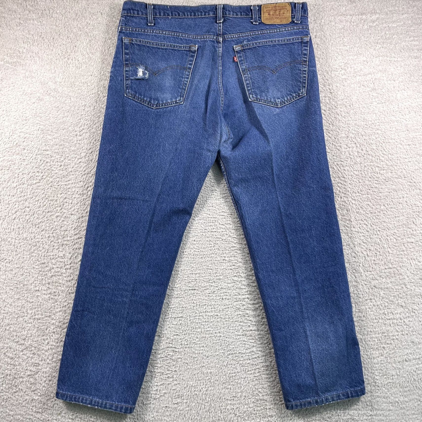 Levi's VINTAGE Levi's Jeans Mens 42x29 Blue 505-0217 Faded Straight Leg Western 80's 500 Series Mens Jeans Regular 42x29 Boys? Size US 42 / EU 58 - 2 Thumbnail