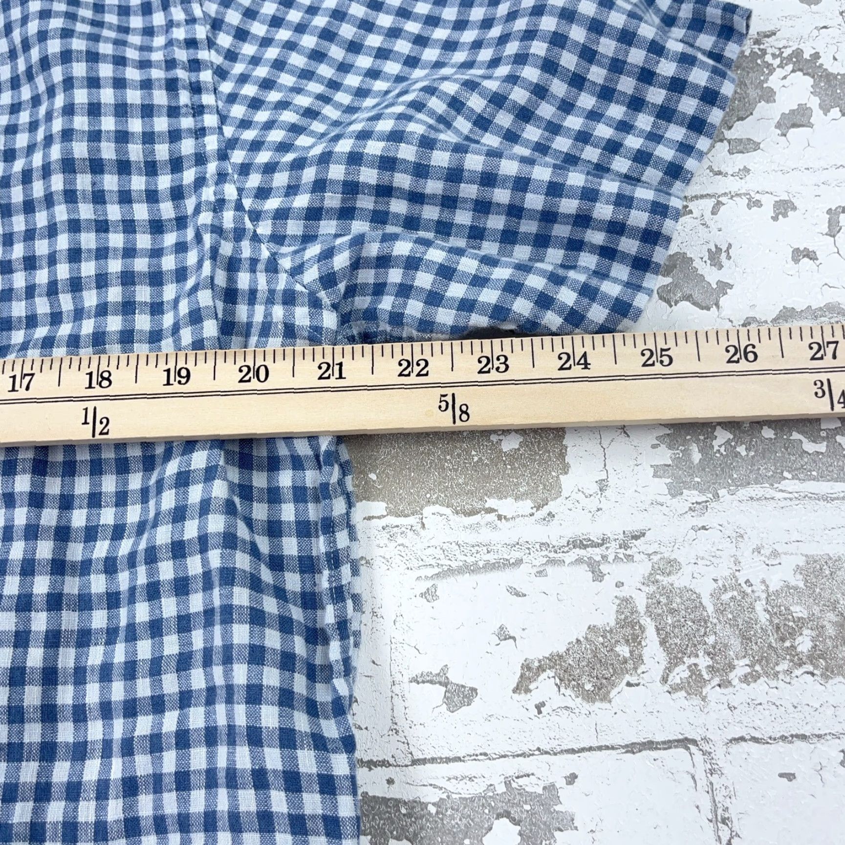 UNTUCKit UNTUCKit Shirt Men XL Blue White Slim Fit Polka Dot Button Up Casual Short Sleeve Size US XL / EU 56 / 4 - 6 Thumbnail