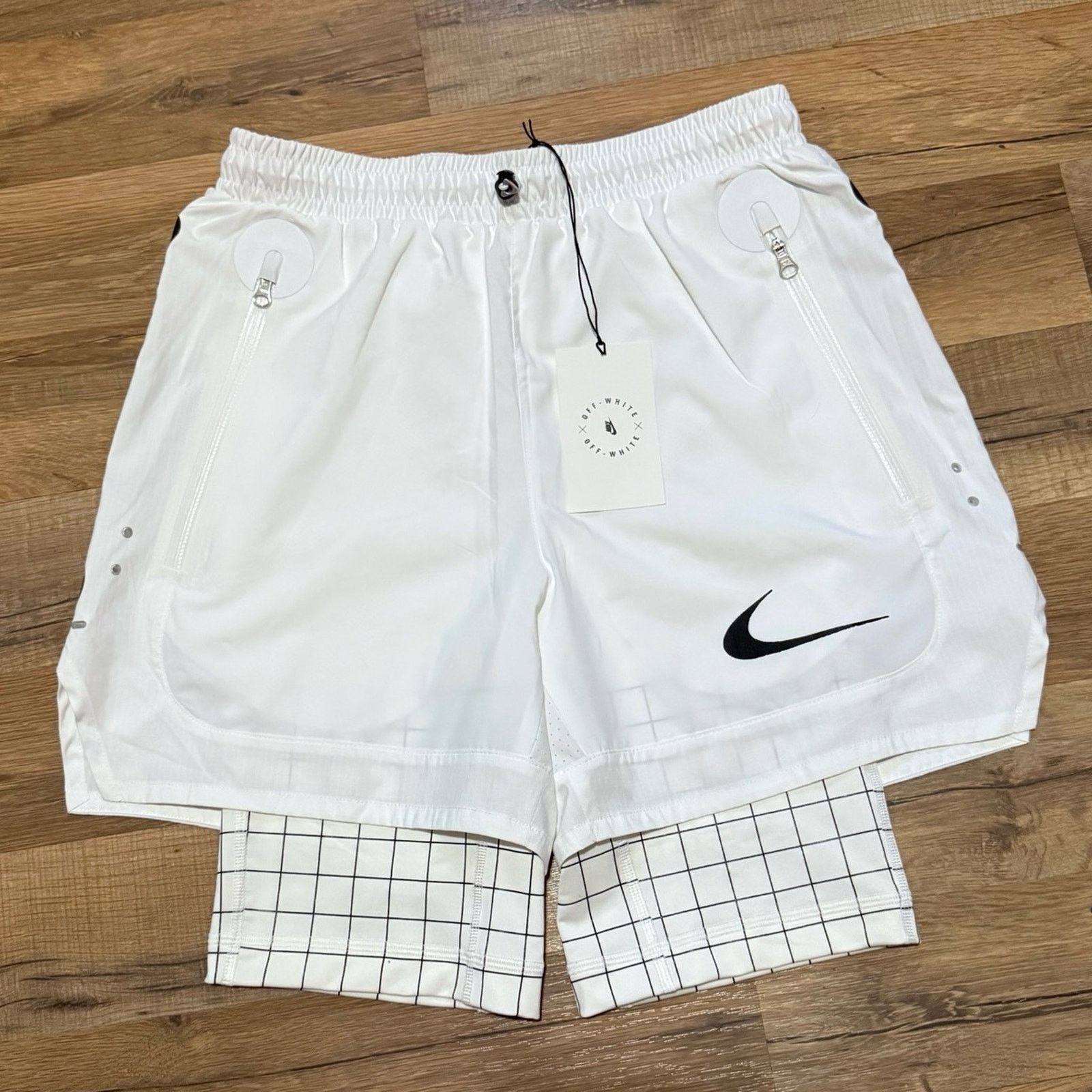 Nike Nike x Off-White Grid Shorts Size US 27 - 1 Thumbnail
