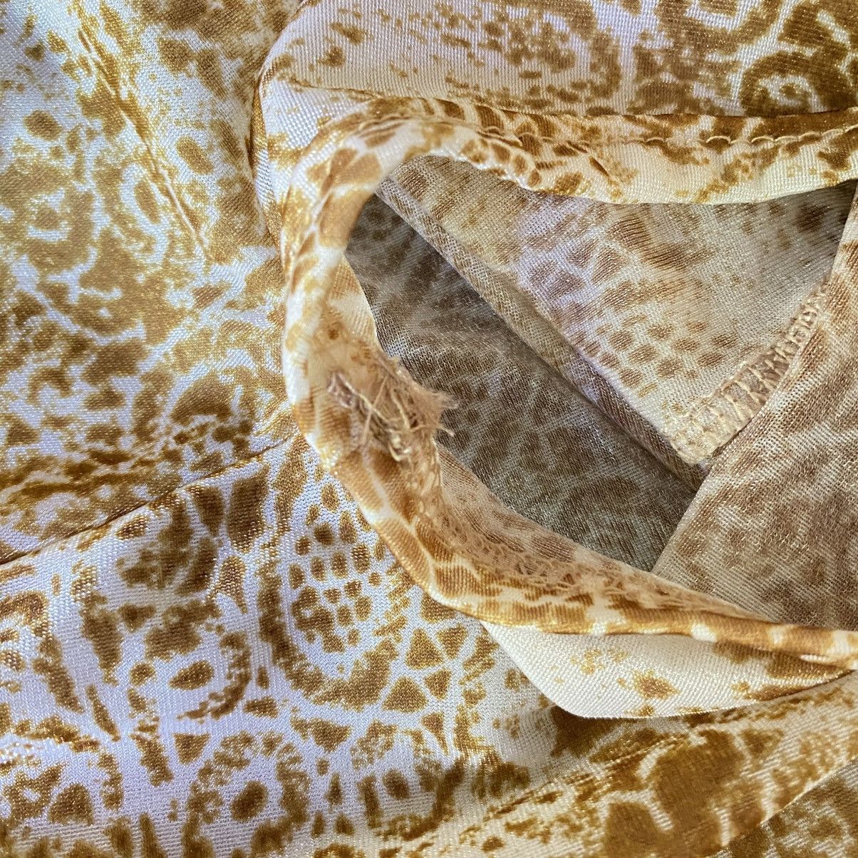 Morgan De Toi MORGAN DE TOI Y2K Beige Lace-Print V-Neck Tee Mesh Size S / US 4 / IT 40 - 12 Thumbnail