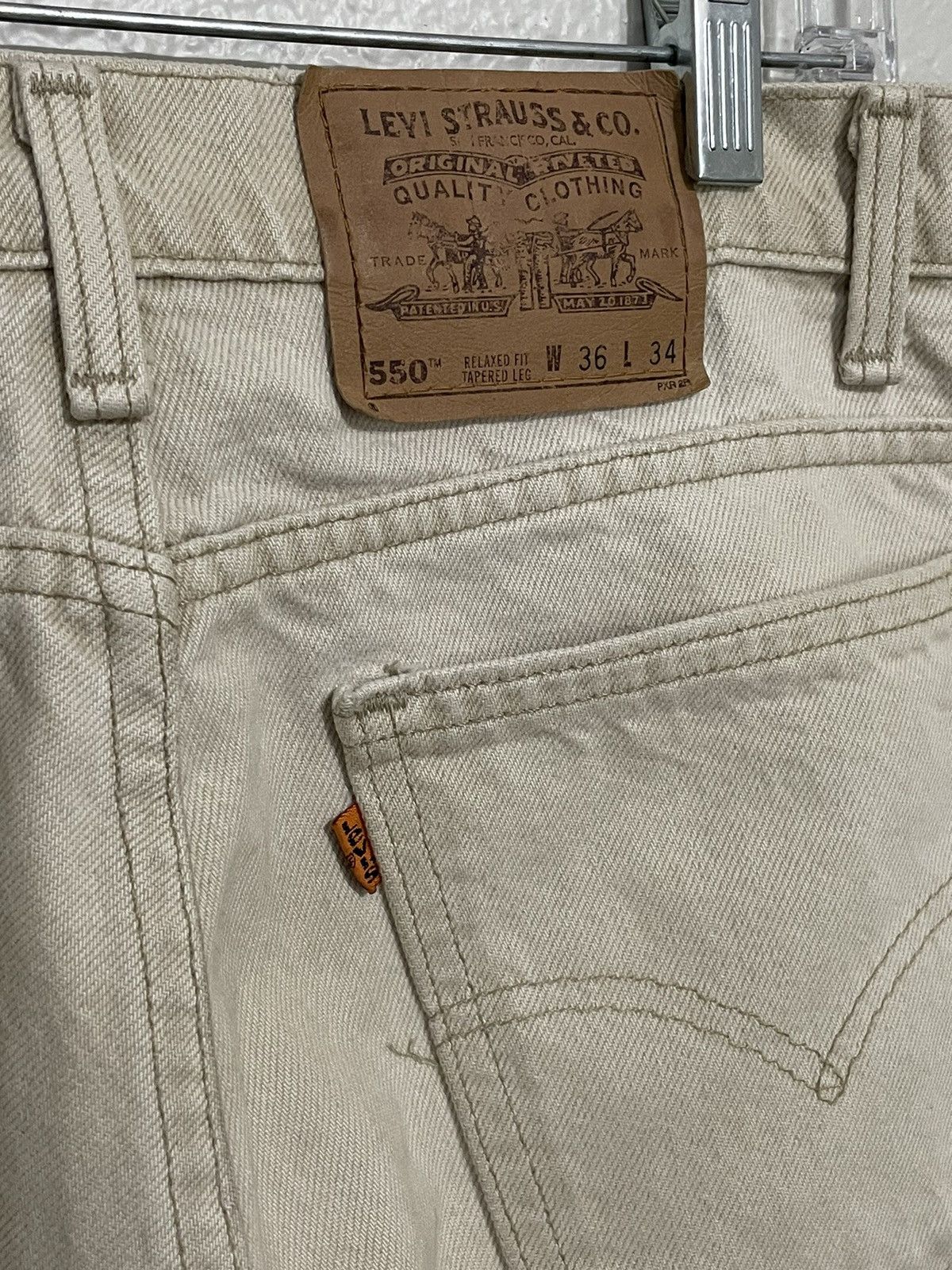 Levi's Vintage Clothing Vintage Levi’s 550 Paint Splatter Jeans – W36 L34 Size US 36 / EU 52 - 1 Thumbnail