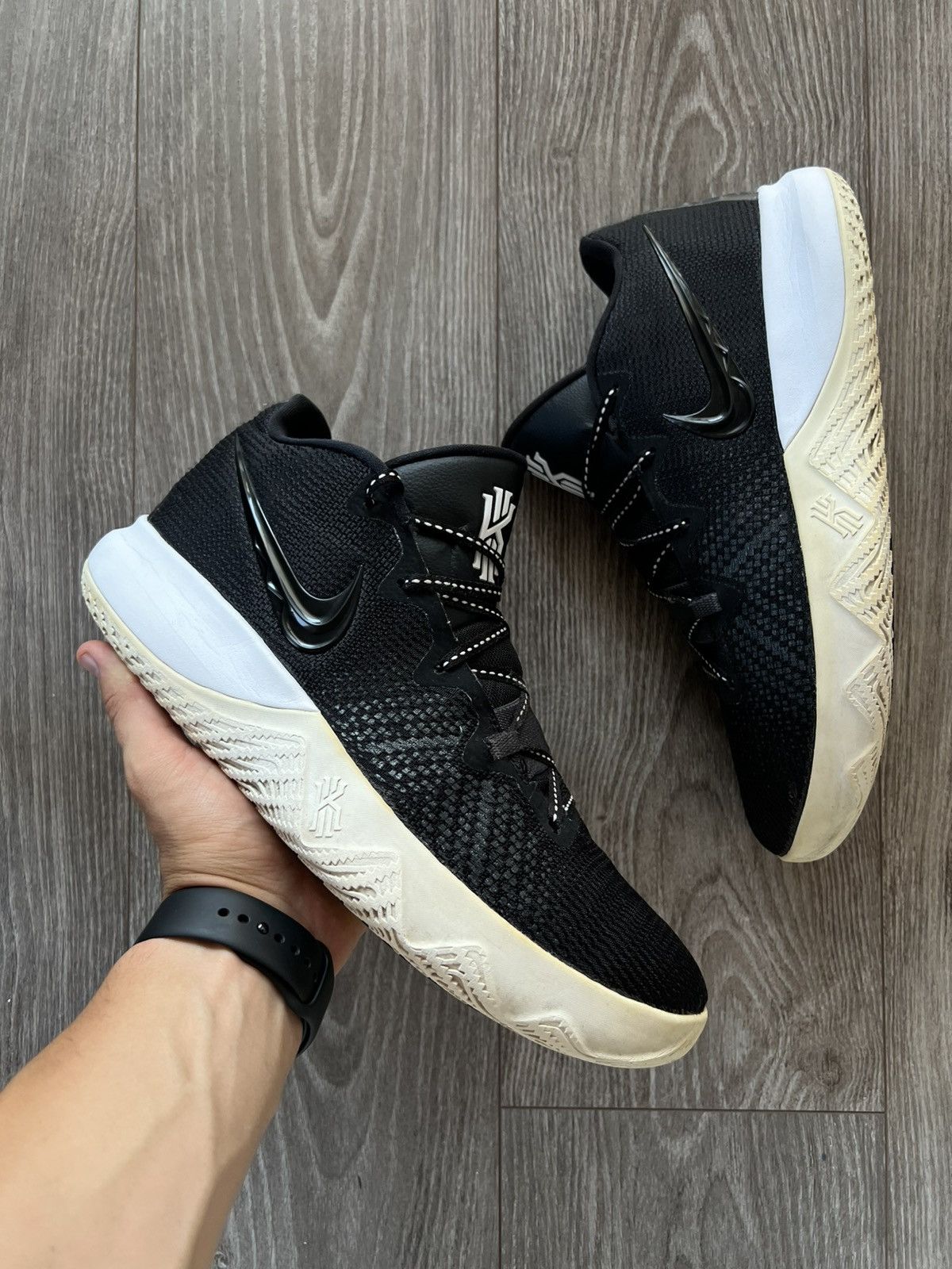 Nike Nike Kyrie Flytrap 11 Leather/Flyknit Basketball Sneakers Size US 12 / EU 45 - 2 Thumbnail