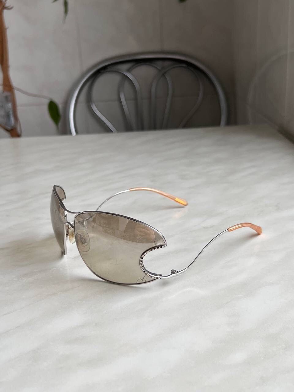 Designer × Vintage Celine Dion Futuristic Frame Vintage Sunglasses Eyewear's 00 Size ONE SIZE - 2 Thumbnail