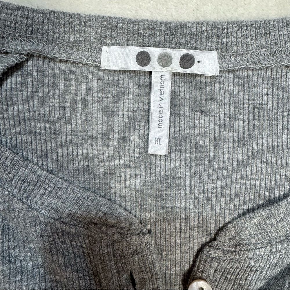 Other NWT New Three Dots Long Sleeve Henley Grey Top Size XL Size XL / US 12-14 / IT 48-50 - 8 Thumbnail