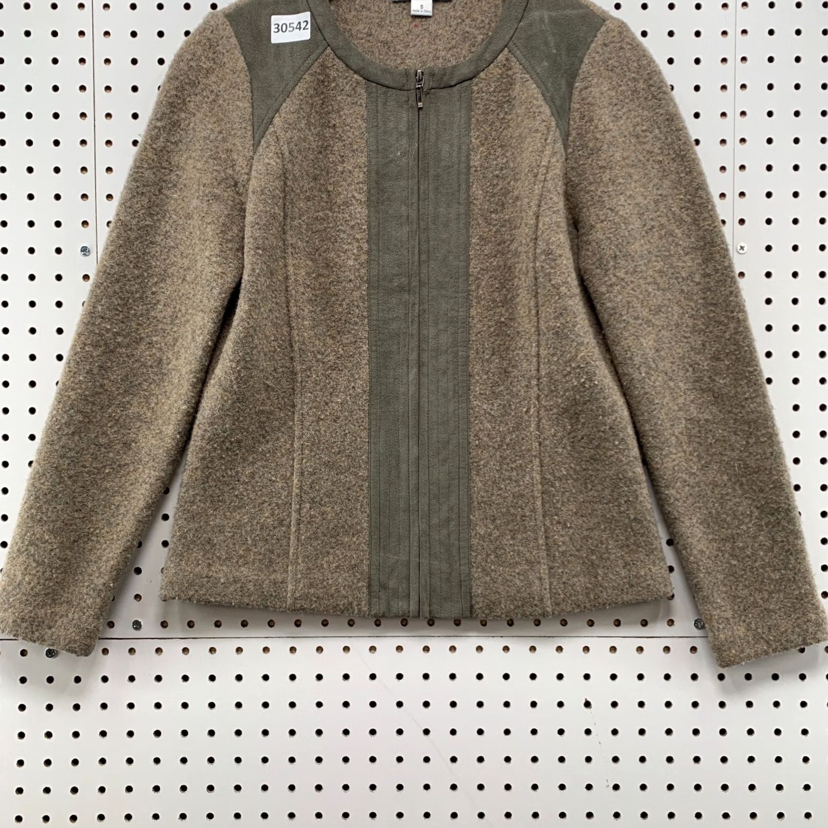 Pendleton Pendleton 100% Lambs Wool Cardigan Sweater Gray Womens Small Full Zip Cardigan Wool Adult Small Gray Pendleton Sleeve Long Sleeve Solid Pattern Womens Size S / US 4 / IT 40 - 6 Thumbnail