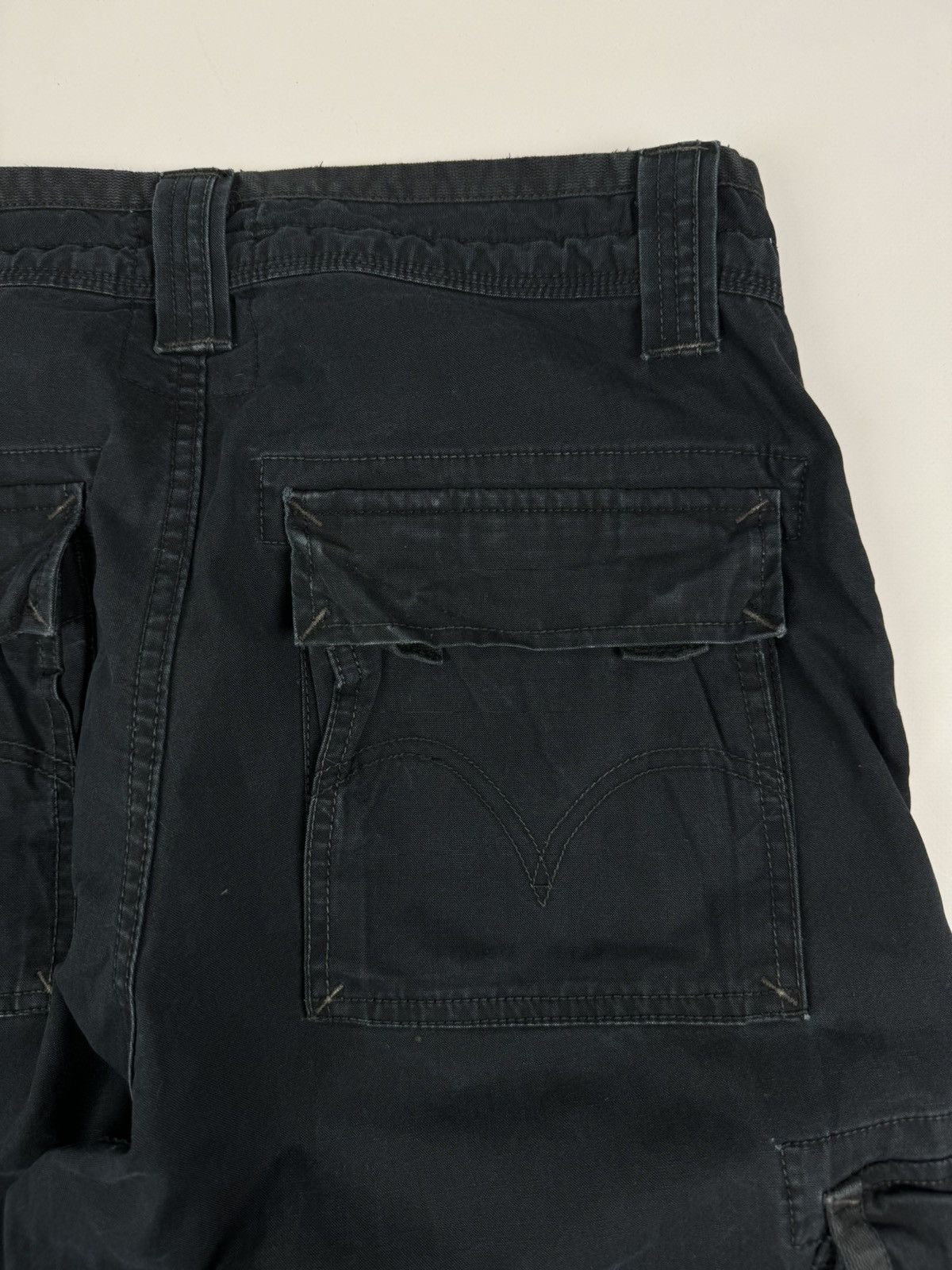 Levi's Y2K Vintage Levi’s Black Cargo Pants Size US 33 - 17 Thumbnail