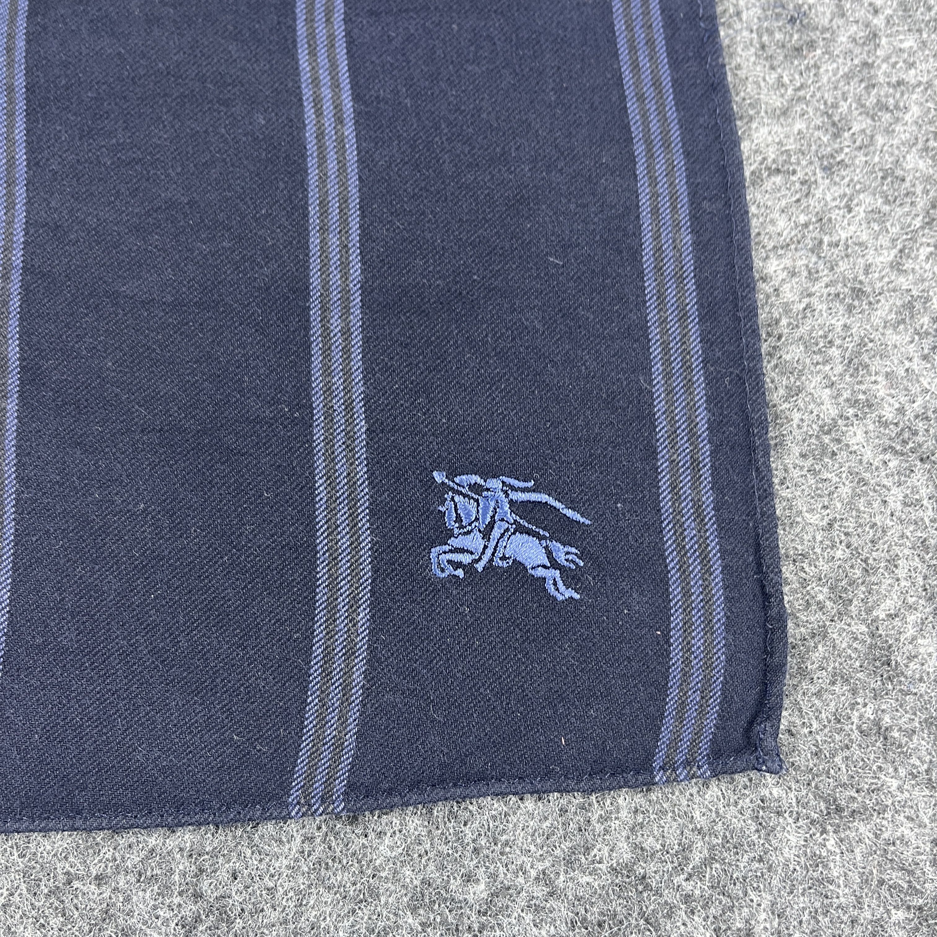 Vintage Burberry Handkerchief / Bandana / Neckerchief B111 Size ONE SIZE - 4 Thumbnail