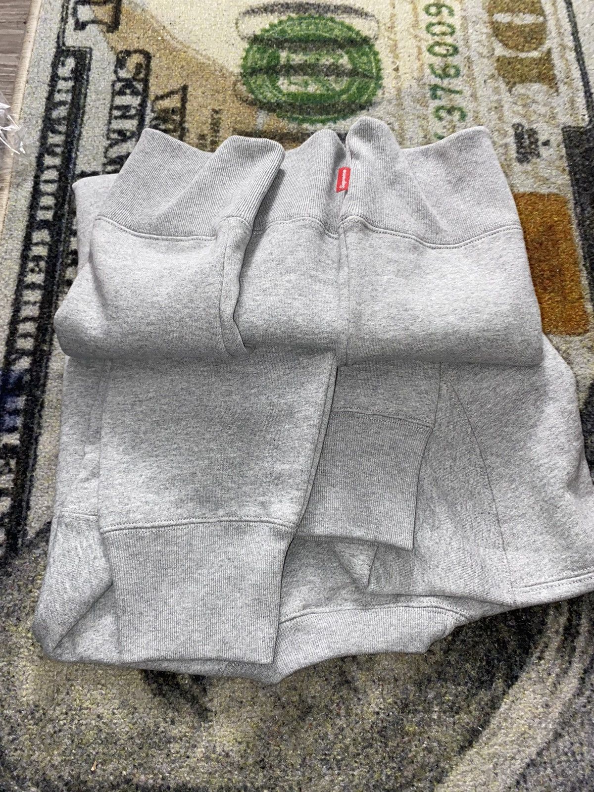 Supreme Supreme Box Logo Crewneck (FW22) Heather Grey Size US XL / EU 56 / 4 - 3 Thumbnail