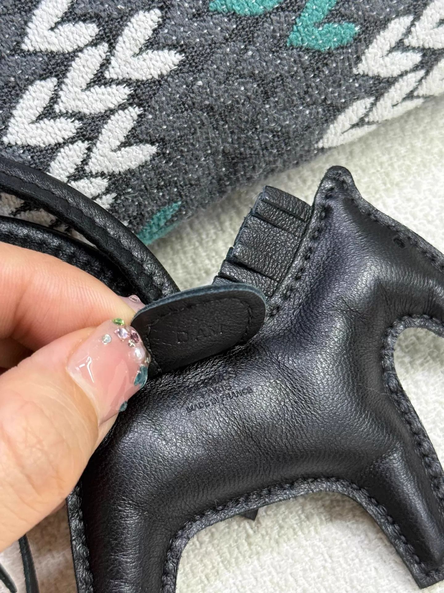 Hermes Hermès So Black Horse (New) Size ONE SIZE - 4 Thumbnail