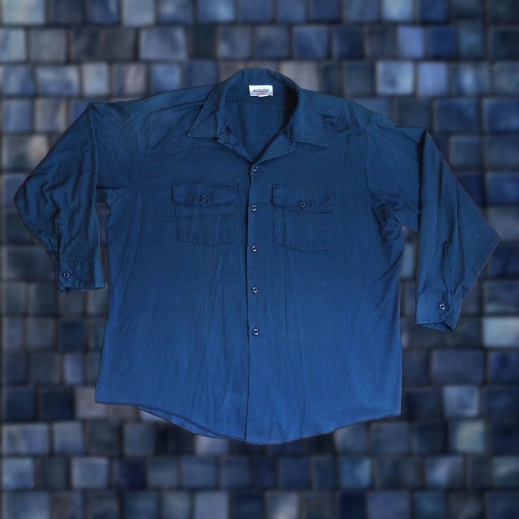 Dickies VINTAGE Dickies Dark Blue Distress Grunge L/S Pocket Shirt XL 1980s USA Button-Front Mens/Unisex Shirt Size US XL / EU 56 / 4 - 1 Thumbnail