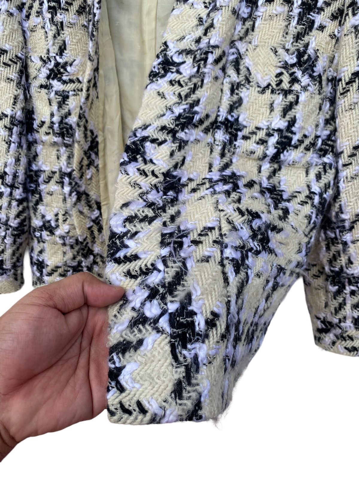 Chanel Vintage Chanel Boutique Houndstooth Jacket Size M / US 6-8 / IT 42-44 - 3 Thumbnail