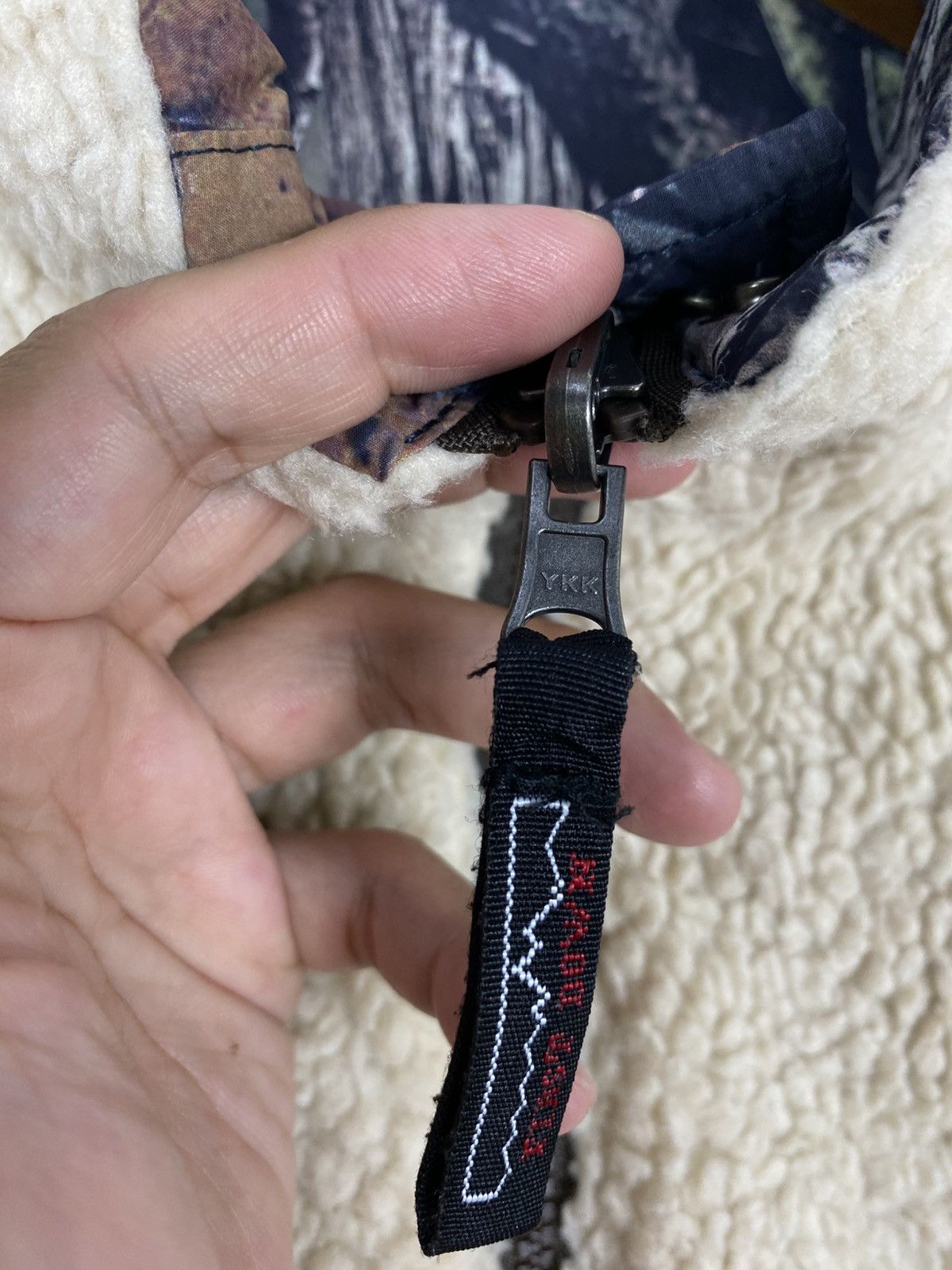 Japanese Brand First Down Reversible Real Tree Camo Deep Pile Boa Jacket Size US S / EU 44-46 / 1 - 12 Thumbnail