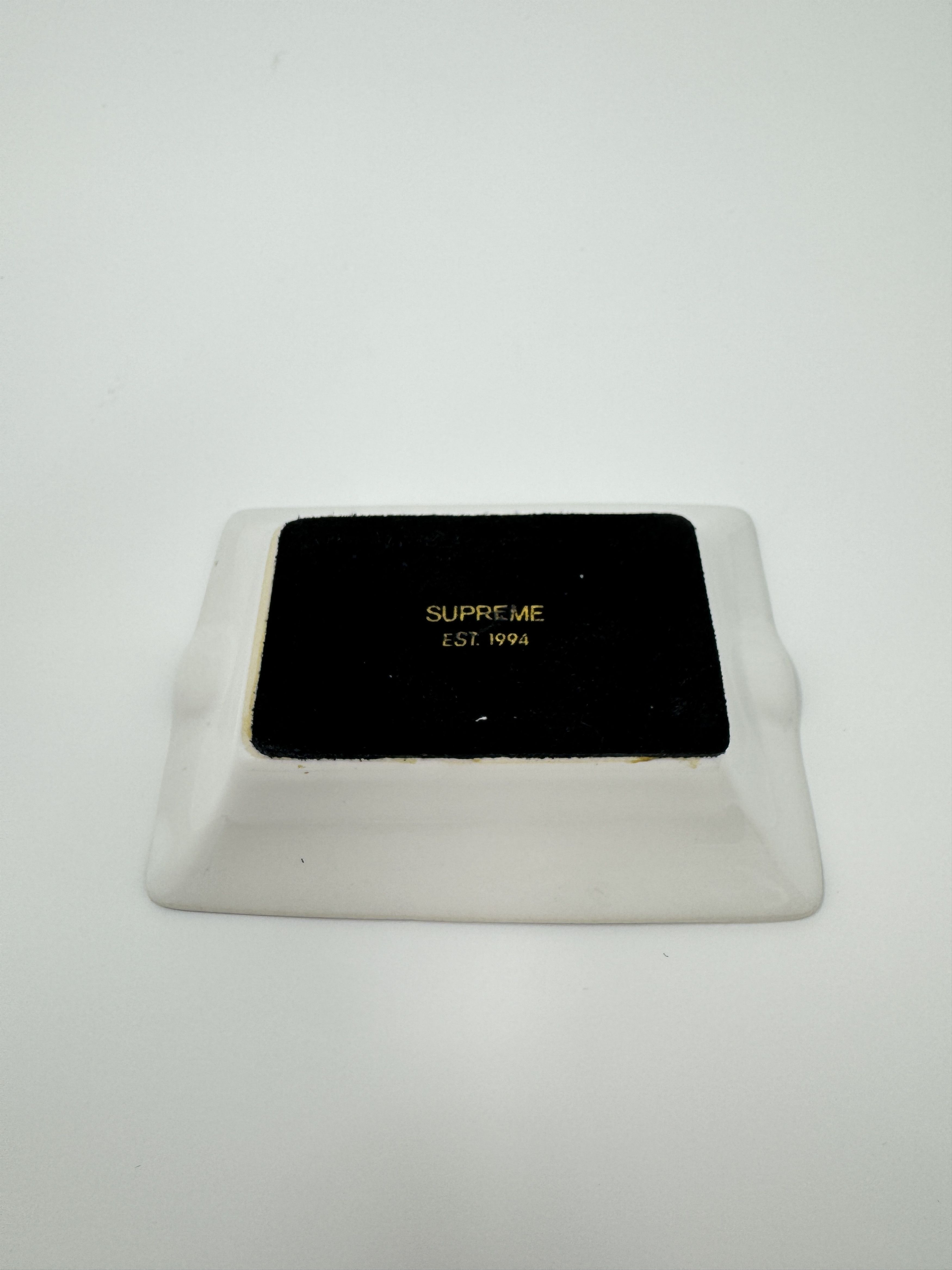 Supreme Supreme Last Supper Ceramic Ashtray Size ONE SIZE - 6 Thumbnail