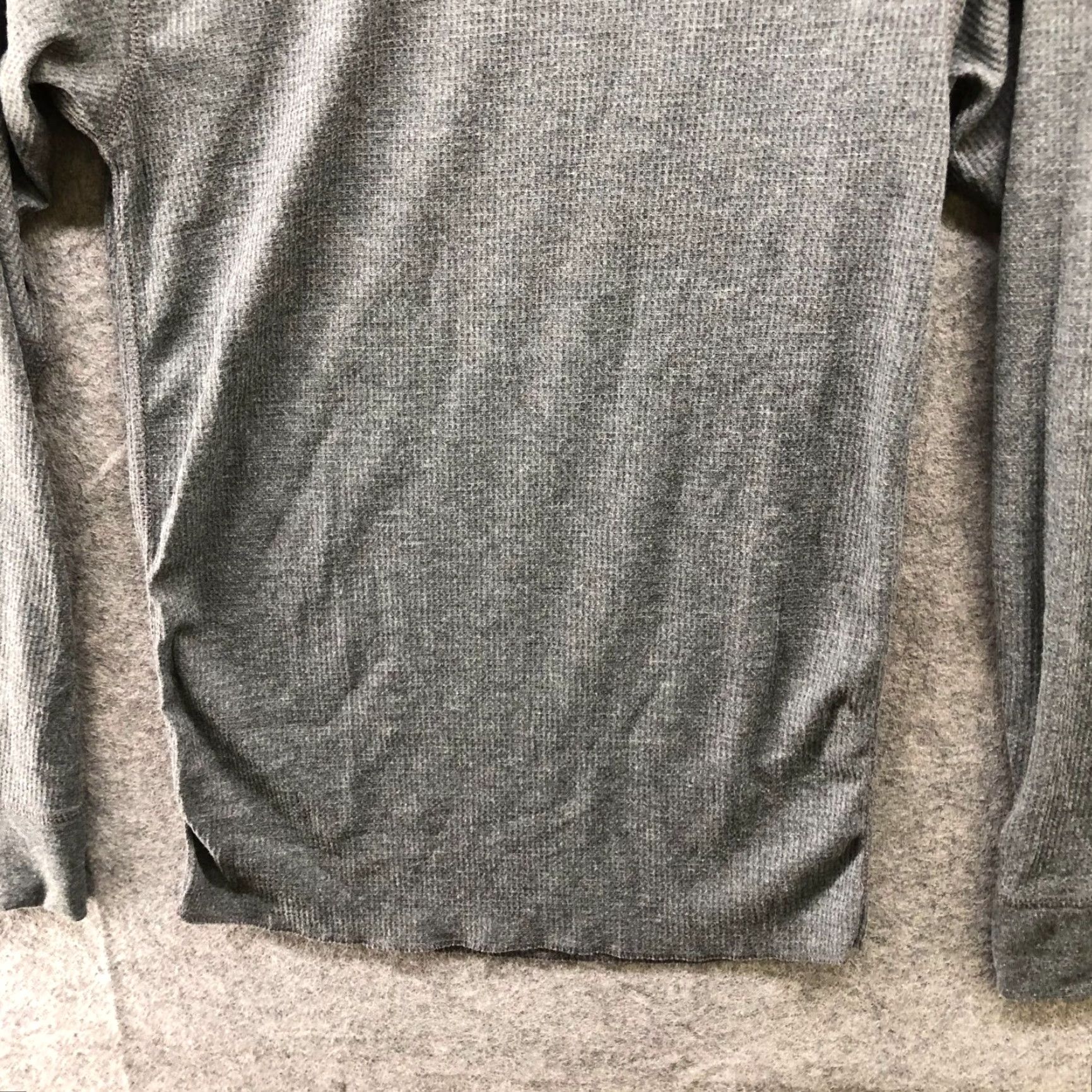 Ecko Unltd. Ecko Unltd. Thermal Long Sleeve Shirt Womens L Gray Crewneck Ruched Size L / US 10 / IT 46 - 4 Thumbnail