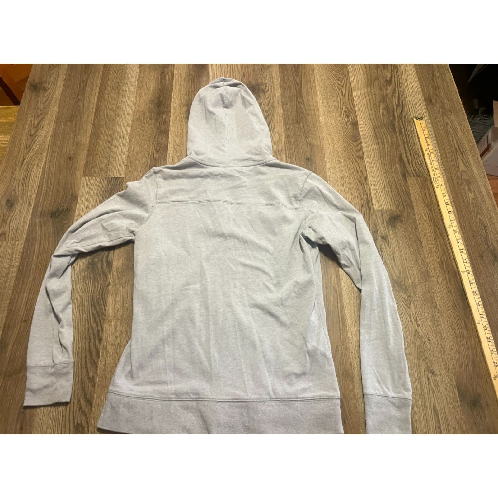 Reebok Reebok Hoodie Women’s Size M Gray Full Zip Long Sleeve Drawstring Casual Regular Modern 90s? No. Size M / US 6-8 / IT 42-44 - 2 Thumbnail