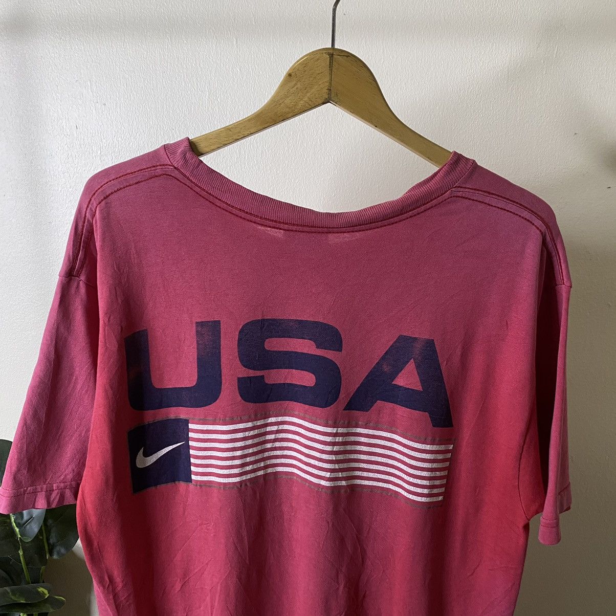 Nike Vintage 1990s Nike USA Flag Faded Tee Size US M / EU 48-50 / 2 - 2 Thumbnail