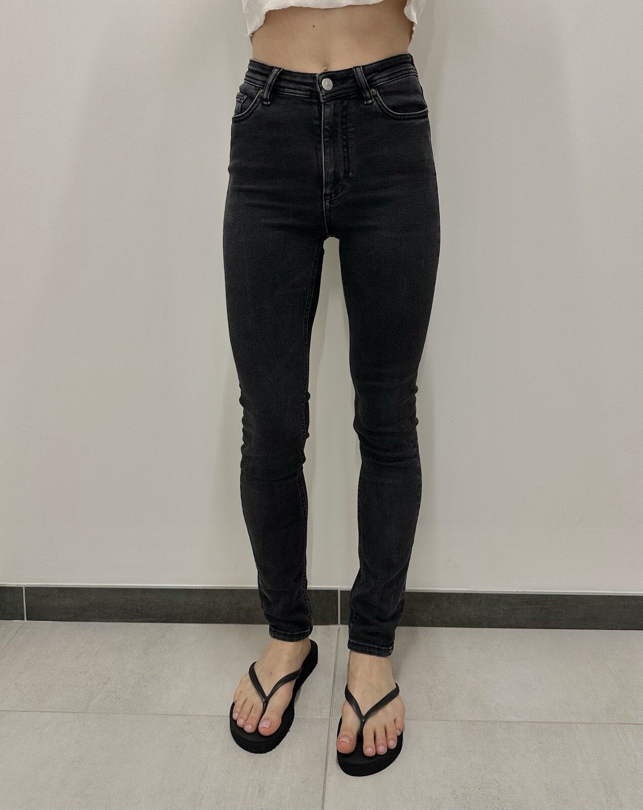 Acne Studios Acne Studios Womens Skinny Peg Used Black Jeans Size 24x32 Size 24" / US 00 / IT 34 - 1 Thumbnail