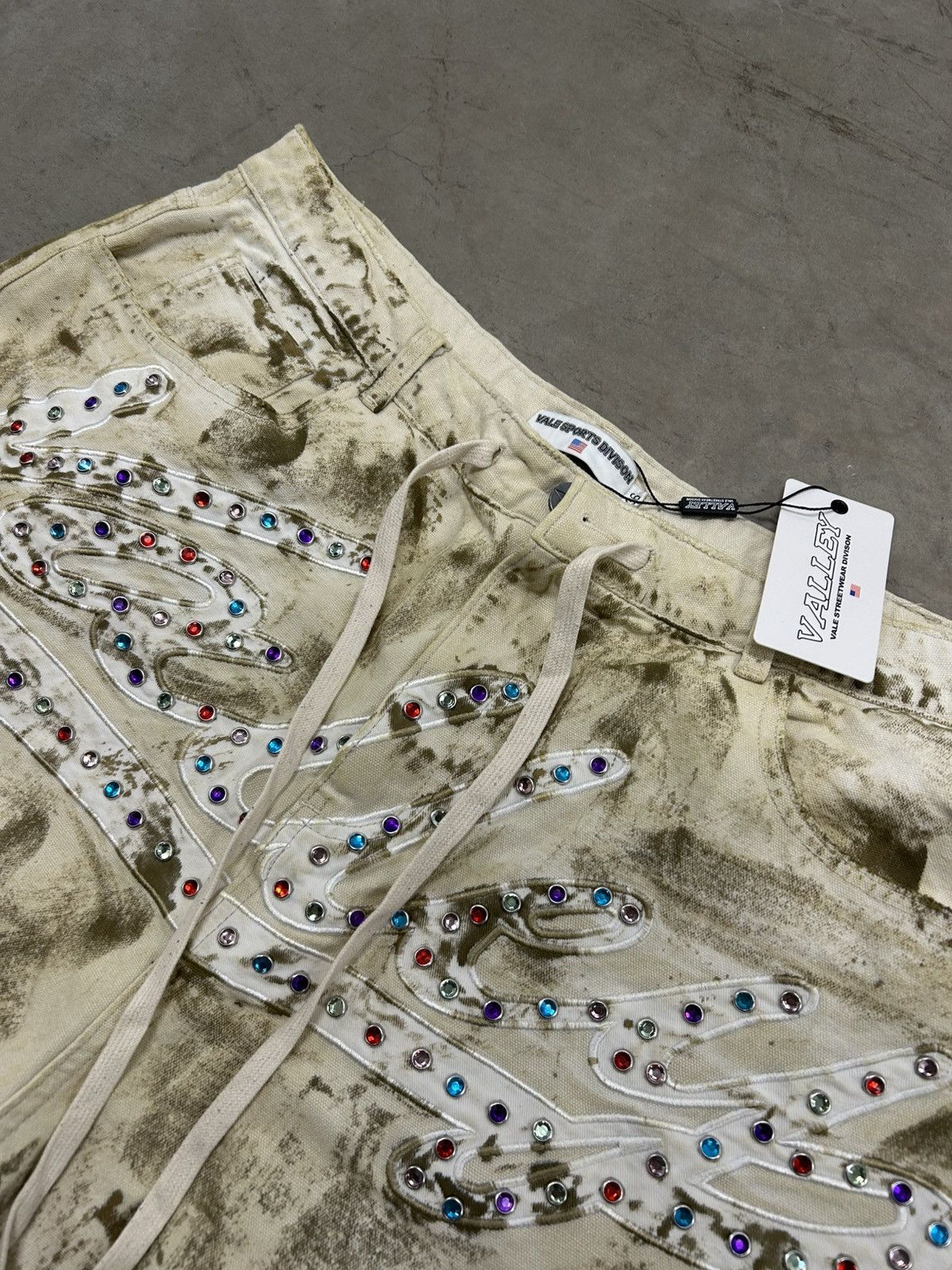 Vale Vale Valley Dreams Cream Reeses Jean Shorts Jorts Size 36 Size US 36 / EU 52 - 3 Thumbnail