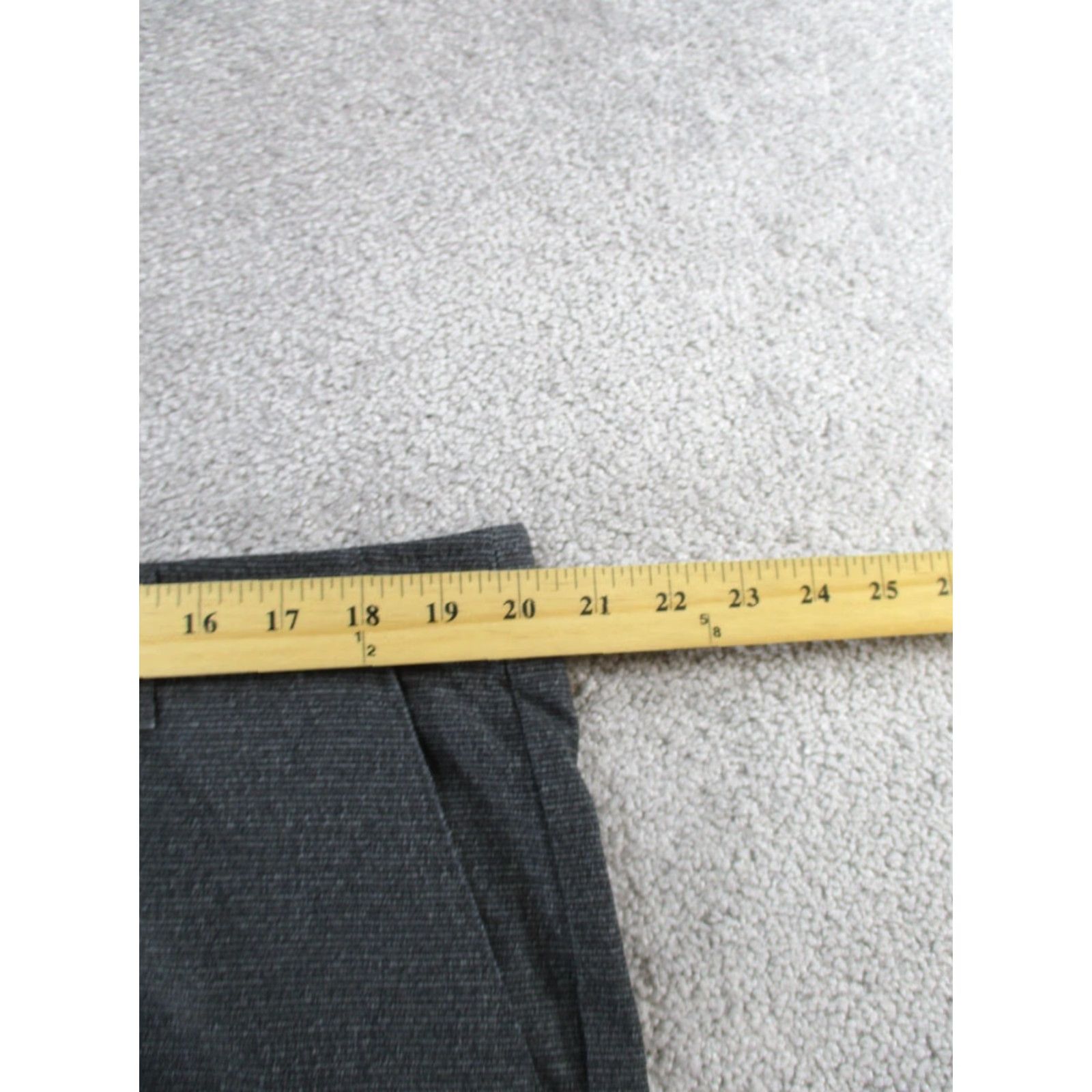 Vintage Pebble Beach Mens 40 Gray Performance Chino Shorts Beach Outdoor Casual Travel Workwear Polyester Spandex Size US 40 / EU 56 - 6 Thumbnail