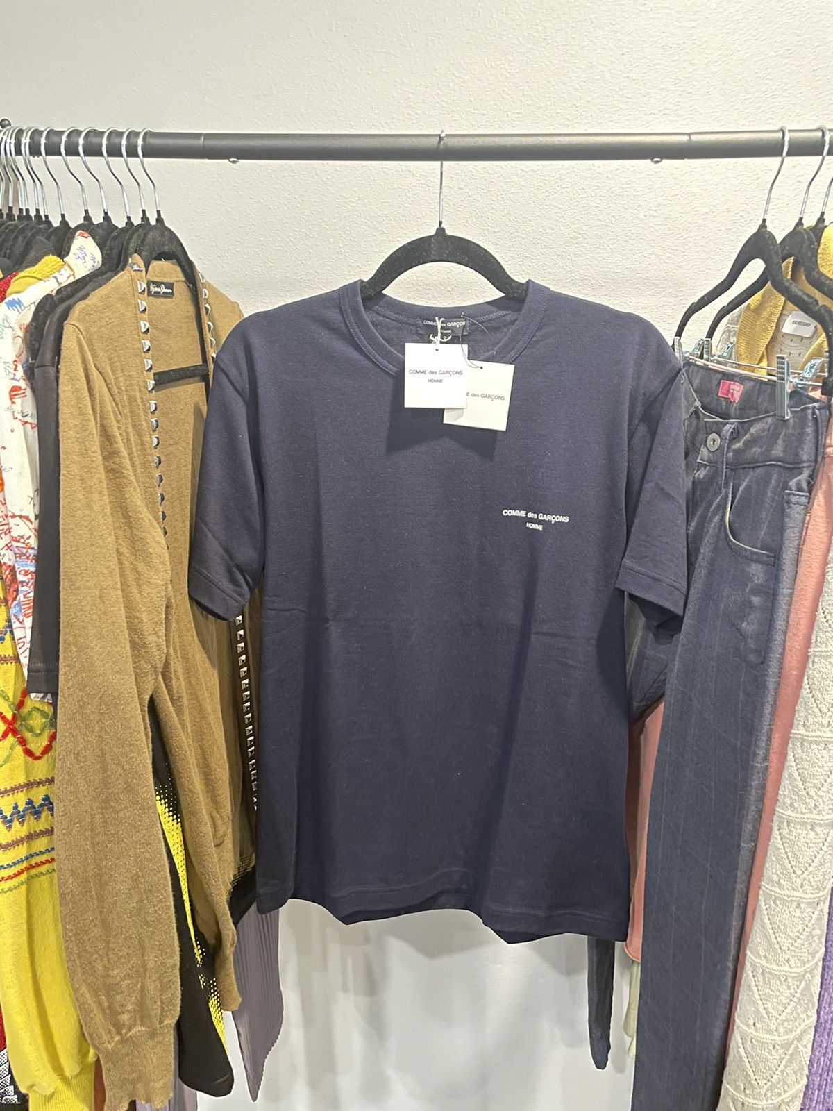 Comme des Garcons Comme Des Garçon Homme Navy Printed Tee Shirt Size US S / EU 44-46 / 1 - 10 Thumbnail
