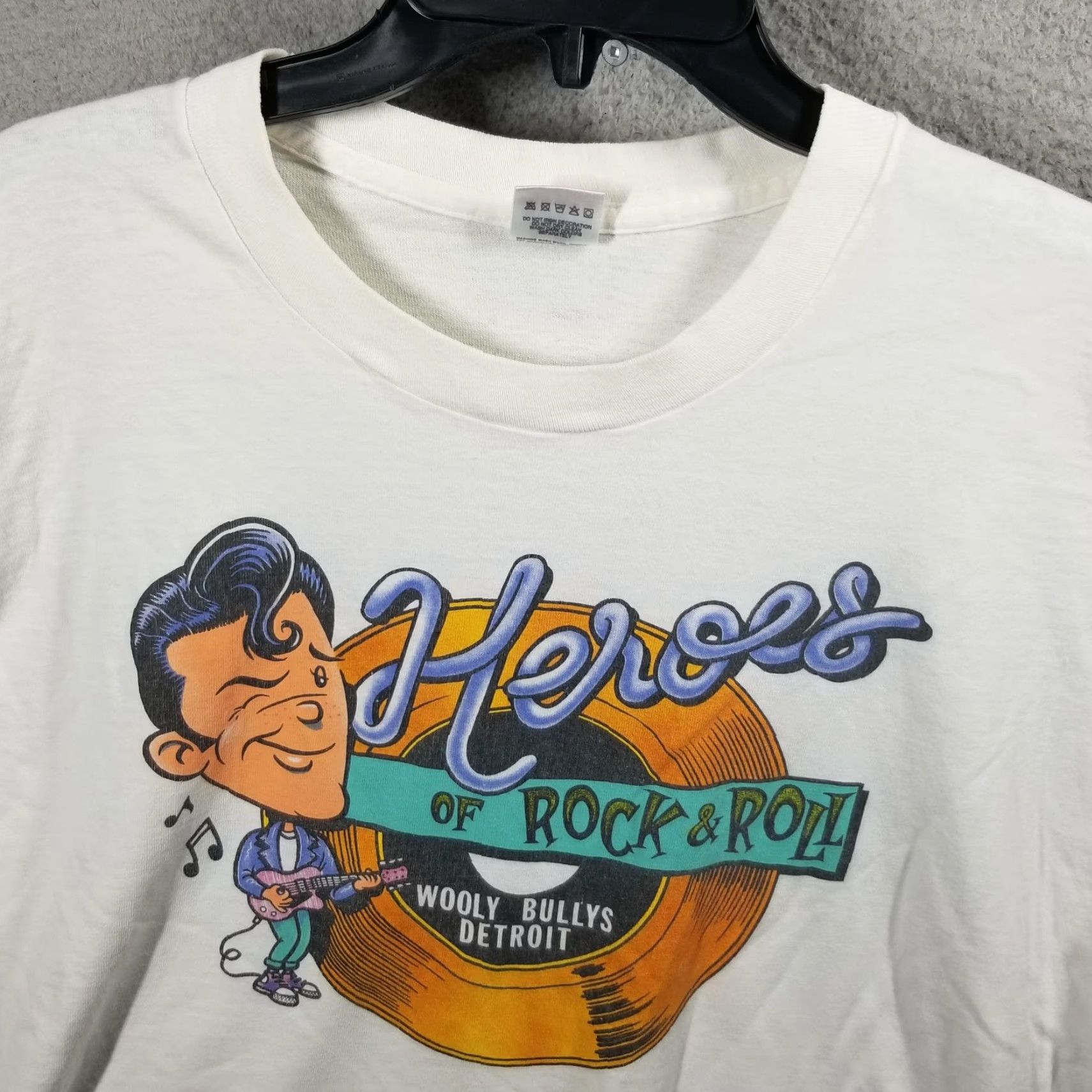 Fruit Of The Loom VINTAGE Music T-Shirt Men XL White 90s Rock & Roll Heroes of Detroit Wooly Bullys Graphic Tee Size US XL / EU 56 / 4 - 2 Thumbnail