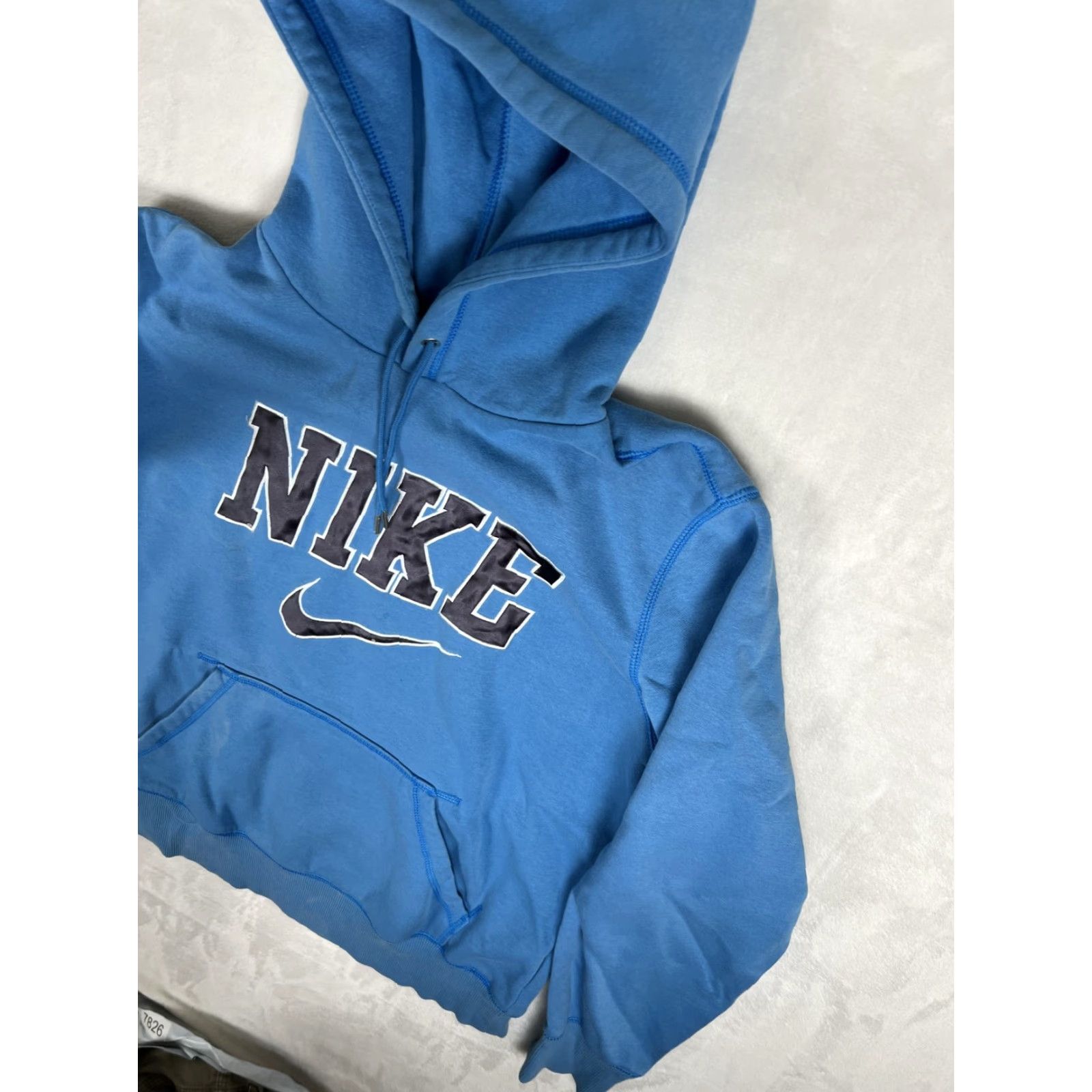 Nike VINTAGE Nike Hoodie Sweatshirt Mens M Blue Pullover Spell Out Swoosh 90s Sports Graphic Print Pockets Hooded Size US M / EU 48-50 / 2 - 5 Thumbnail