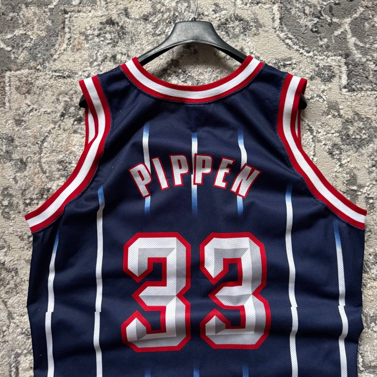 Champion Champion Vintage NBA Rockets Rare Scottie Pippen 33 Jersey Size US XL / EU 56 / 4 - 4 Thumbnail