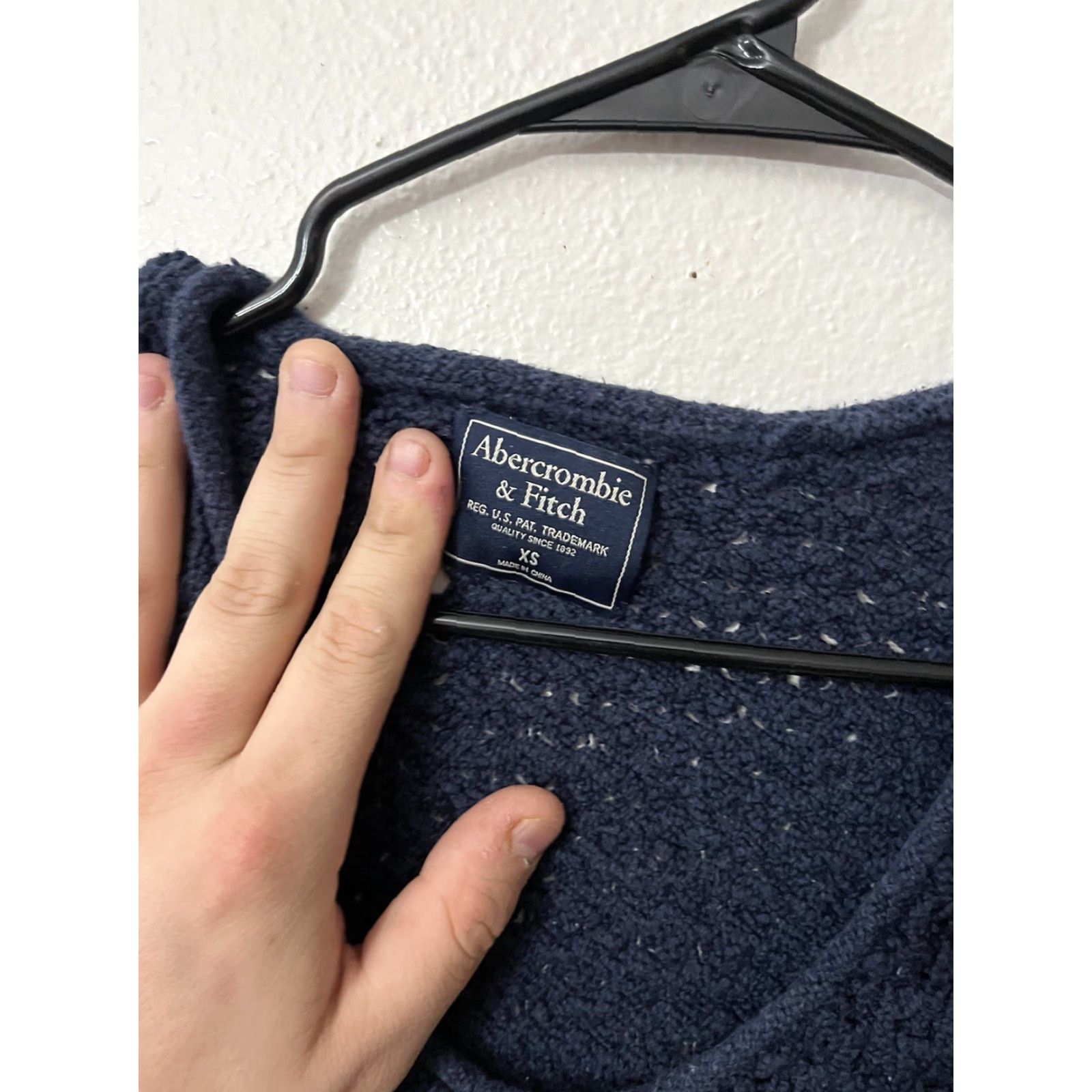 Abercrombie & Fitch VINTAGE Abercrombie & Fitch Sweater Womens XS Navy Open Knit Pullover Long Sleeve Round Neck Casual Knitwear Blue 90s Womens Size XS / US 0-2 / IT 36-38 - 3 Thumbnail