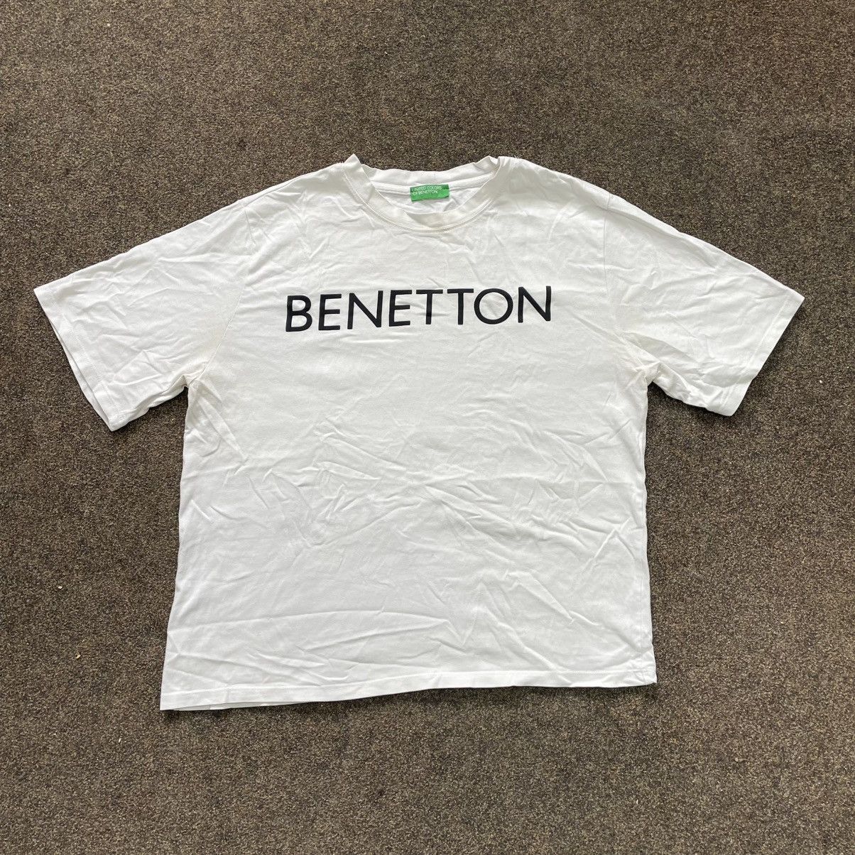 Vintage Vintage Benetton Centre Logo Tee Streetwear Oversized L Size US L / EU 52-54 / 3 - 1 Thumbnail
