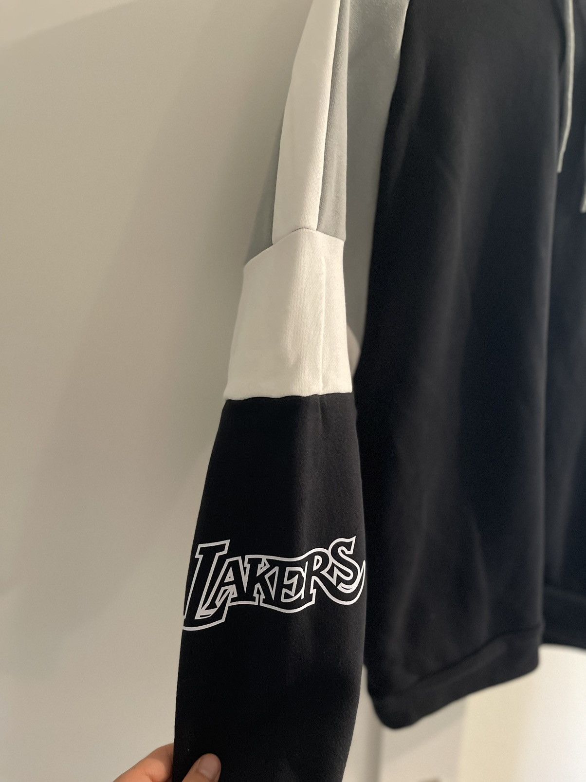 Mitchell & Ness Lakers Instant Replay Black/White Hoody Size US M / EU 48-50 / 2 - 4 Thumbnail