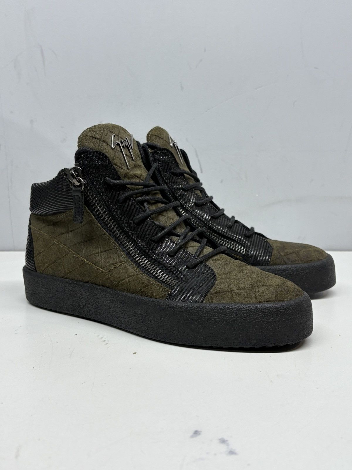 Giuseppe Zanotti Giuseppe Zanotti high top diamond zip sneakers Size US 8 / EU 41 - 3 Thumbnail