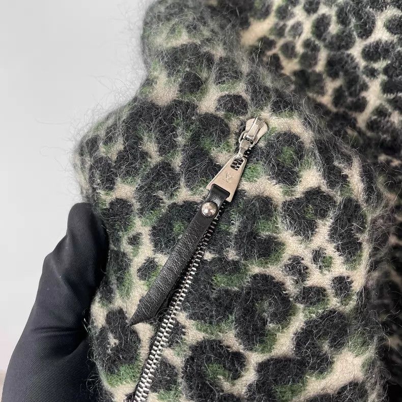 Louis Vuitton Louis Vuitton Small leopard-print wool-leather-blend dress Size XS / US 0-2 / IT 36-38 - 5 Thumbnail