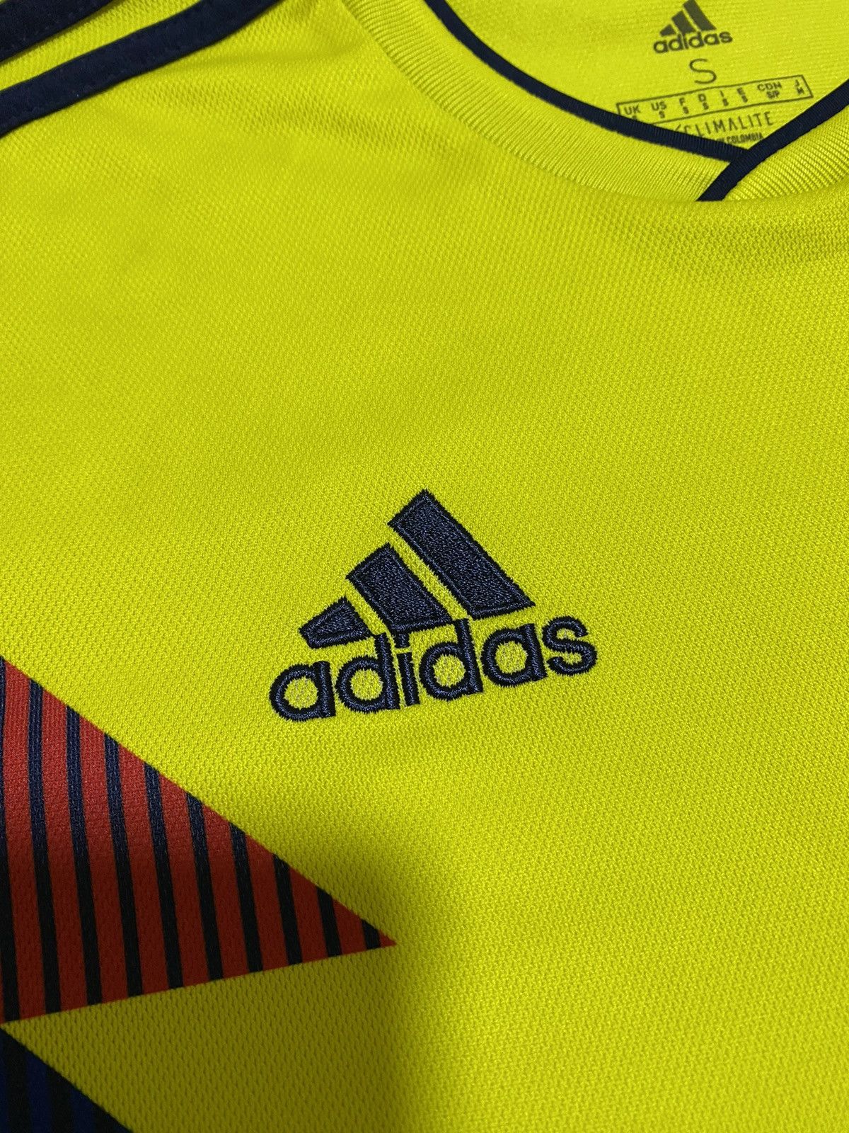 Adidas Adidas Colombia 2018-2019 Home Football Soccer Jersey Y2K Size US S / EU 44-46 / 1 - 7 Thumbnail