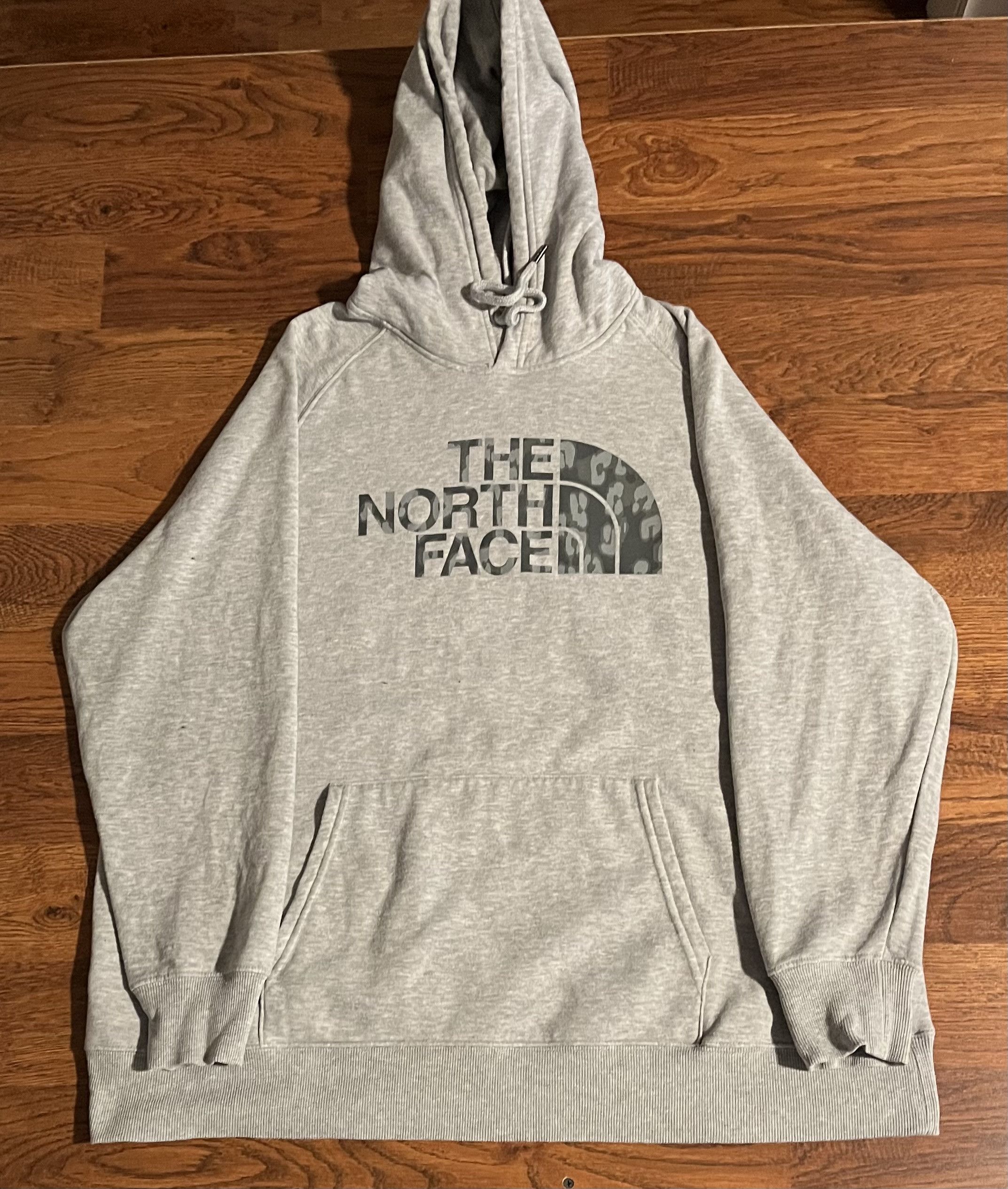The North Face The North Face Camo Logo Pullover Hoodie Sweatshirt Size XXL / US 16-18 / IT 52-54 - 1 Thumbnail