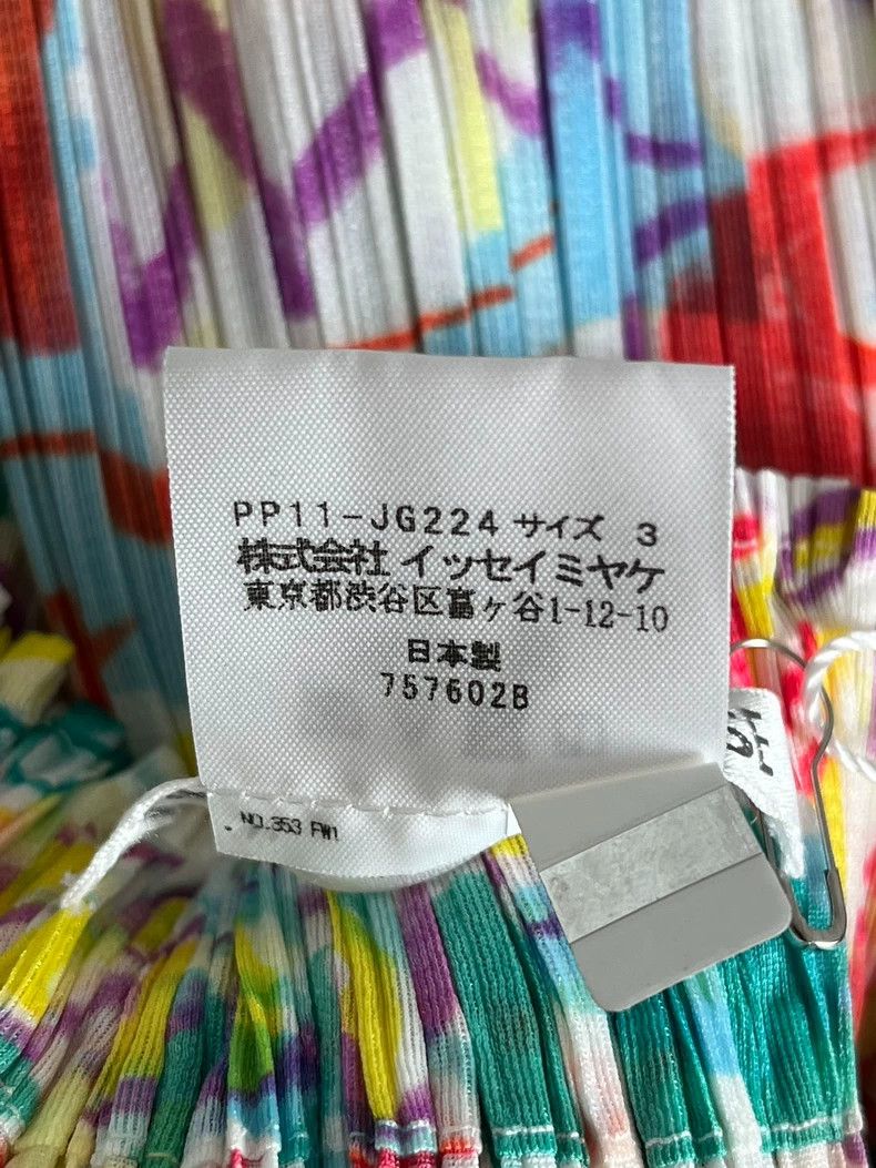 Issey Miyake Issey Miyake size:3 Red and yellow auspicious cloud half s Size 23" - 4 Thumbnail