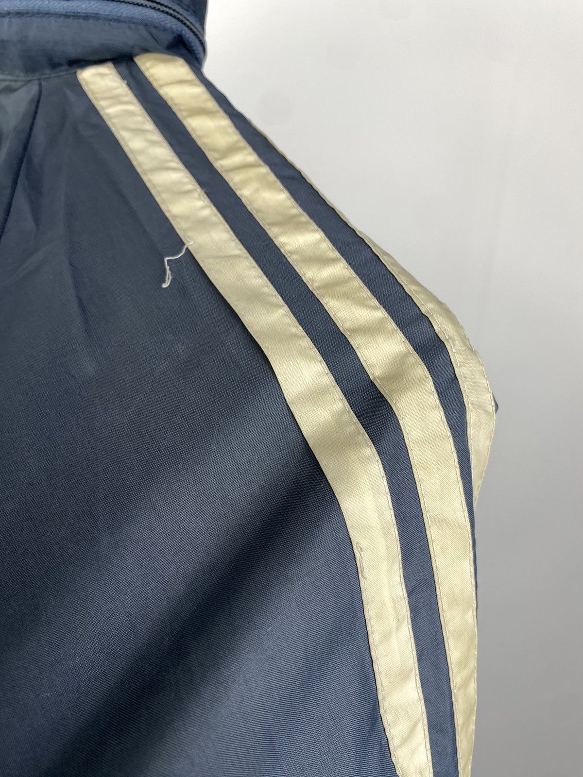 🇰🇷 70-80s Vintage adidas South Korea jacket M-L size
