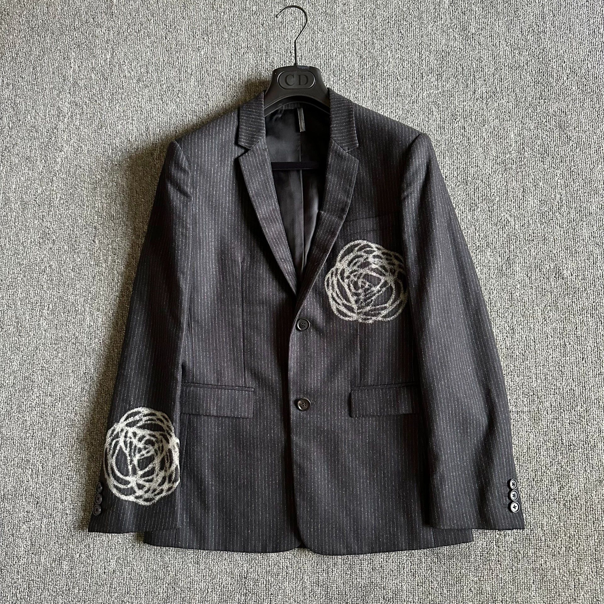 Dior Dior Homme 14fw Black Suit with Flower Design Size US XXS / EU 40 - 2 Thumbnail