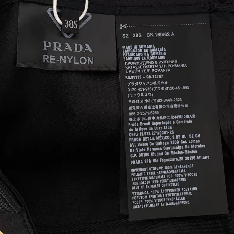 Prada Prada Black triangle nylon casual skirt Size 25" / US 0 / IT 36 - 9 Thumbnail