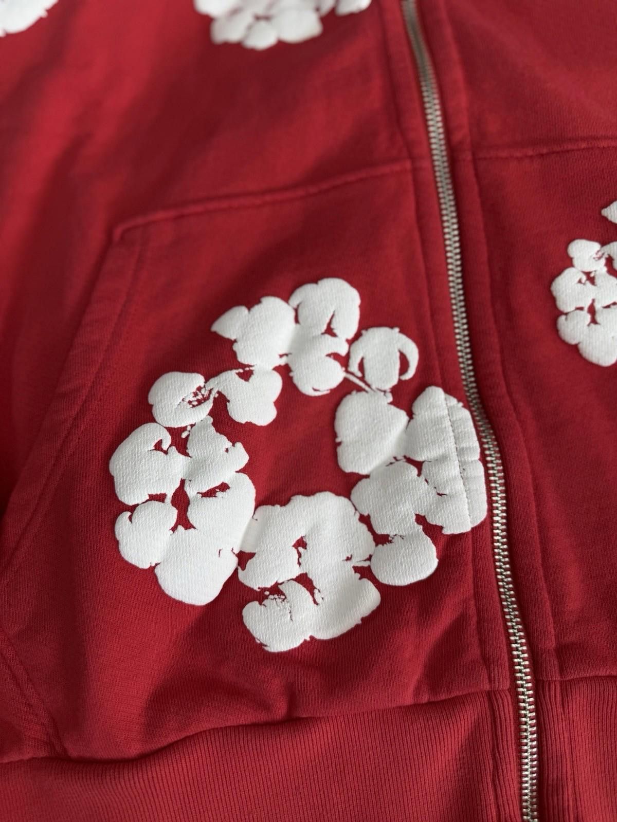 DENIM TEARS Size L - Denim Tears Cotton Wreath Red Zip Up Hoodie (NEW) Size US L / EU 52-54 / 3 - 4 Thumbnail
