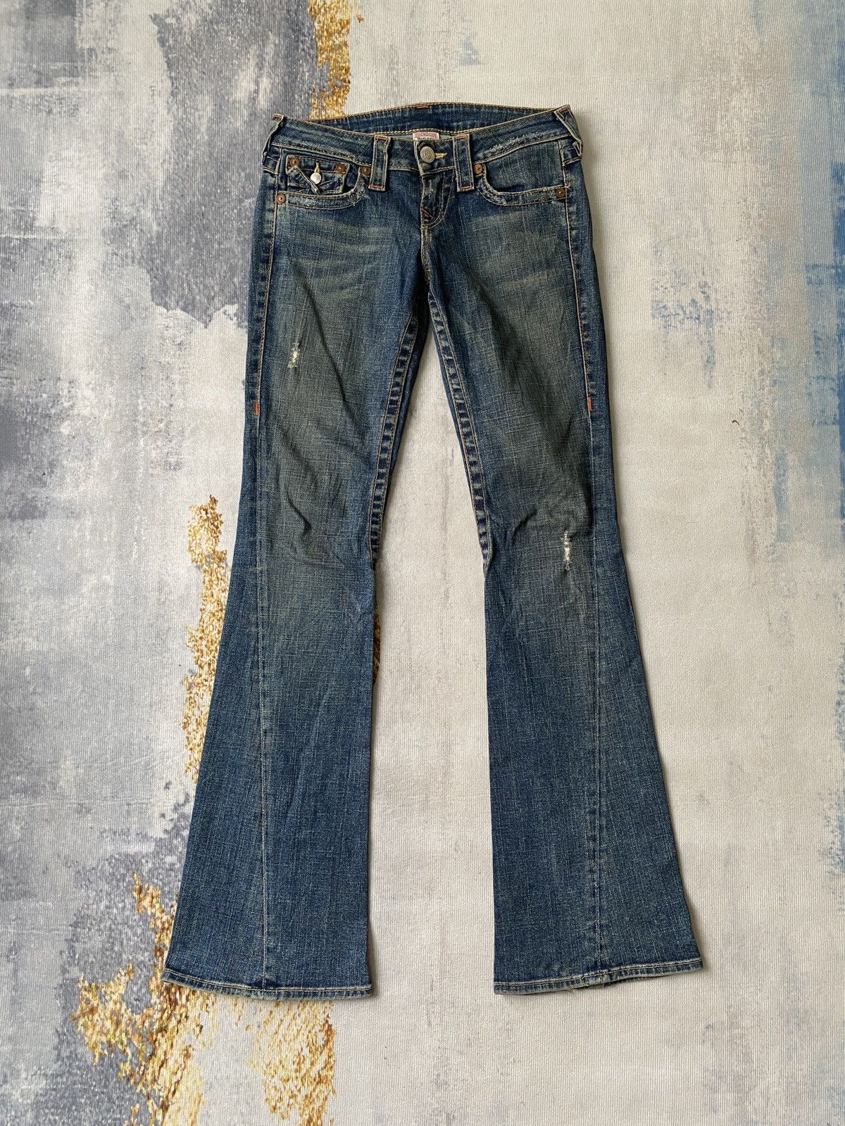 True Religion True Religion Low Rise Flare Denim Size US 26 / EU 42 - 4 Thumbnail
