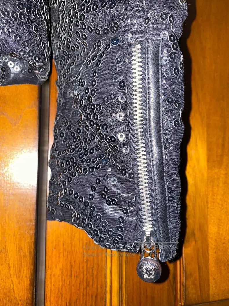 Versace Versace The main line is genuine down jackets Size L / US 10 / IT 46 - 6 Thumbnail