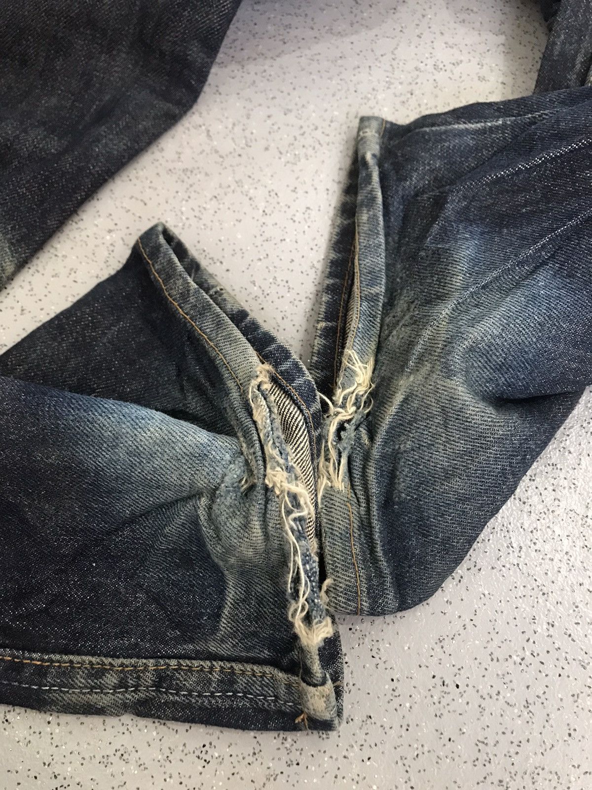 Japanese Brand × Levi's × Vintage Levis 501 button distressed Size US 30 / EU 46 - 9 Thumbnail