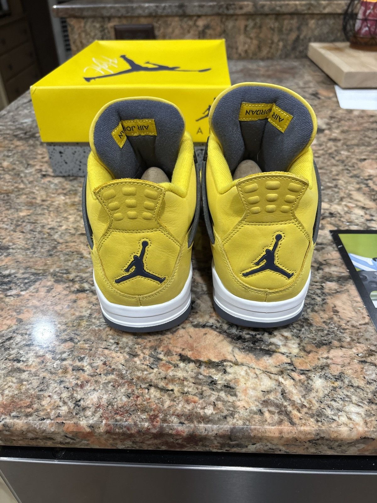 Jordan Brand Jordan 4 Retro Lightning Size US 10 / EU 43 - 4 Thumbnail