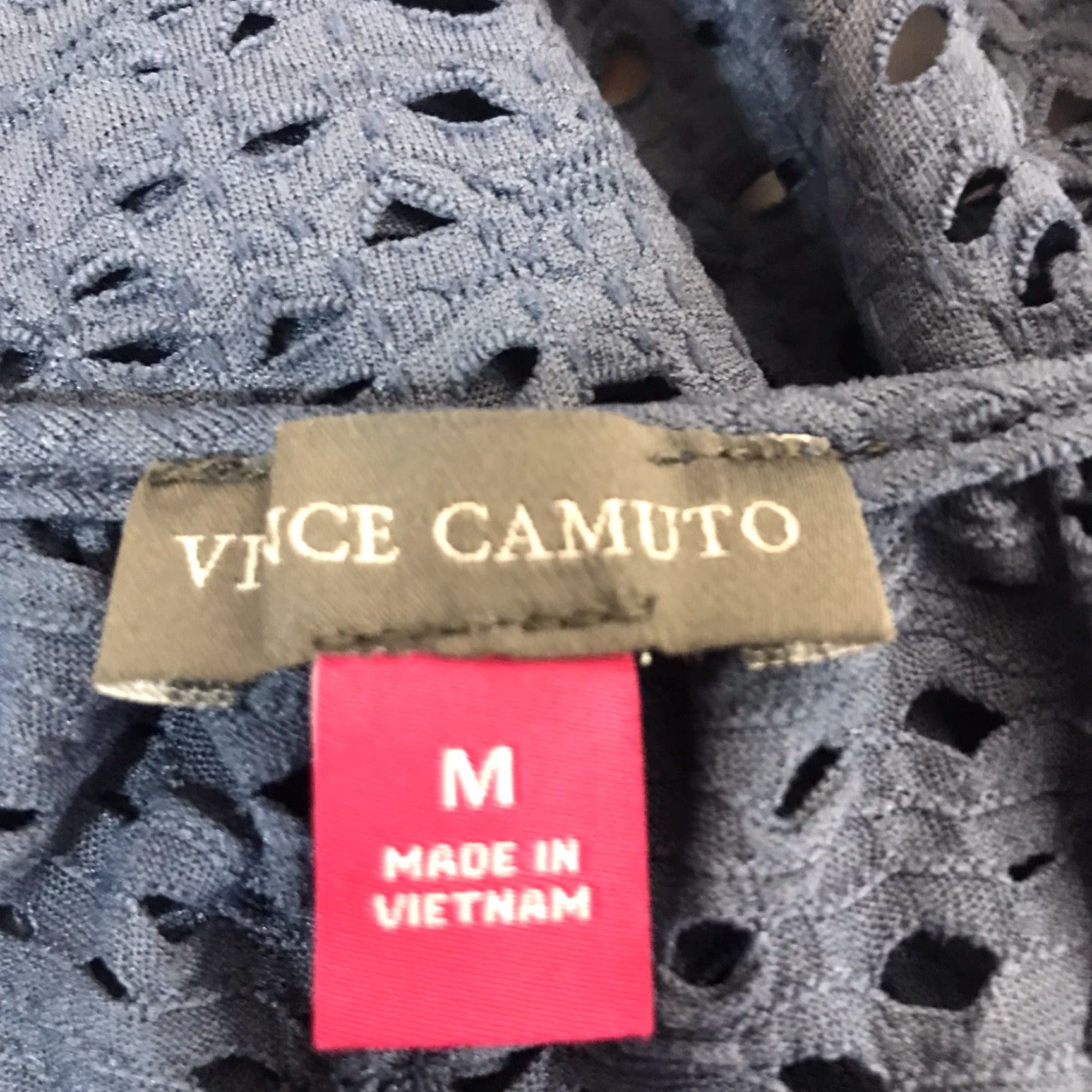 Vince Camuto Vince Camuto Blue Sheer Cold Shoulder Blouse Womens Size M Size M / US 6-8 / IT 42-44 - 4 Thumbnail