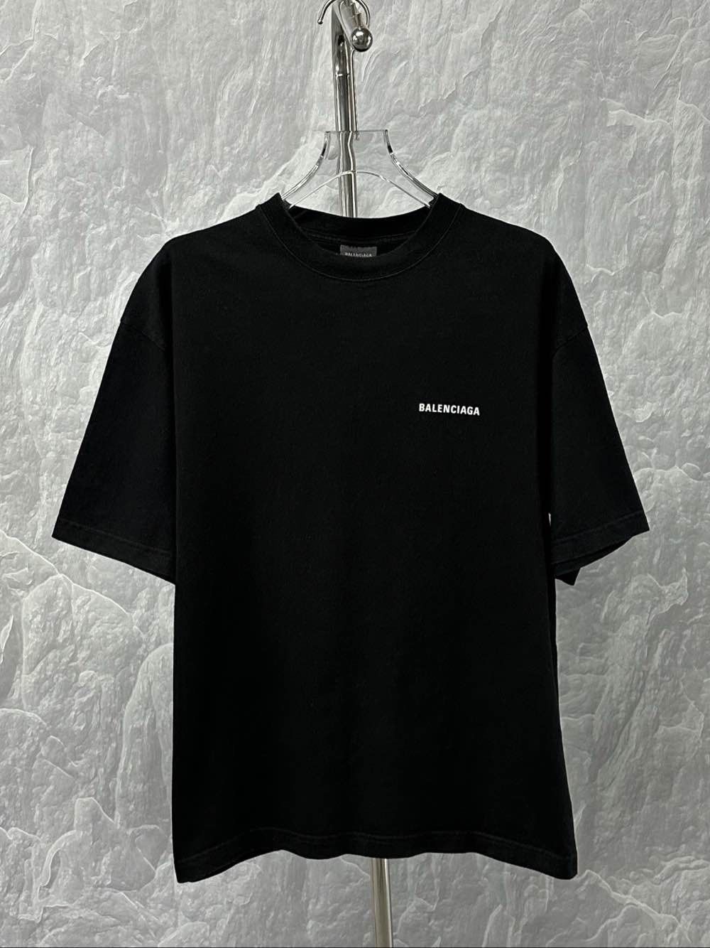 Balenciaga Balenciaga Logo Print T-Shirt Size L Size US L / EU 52-54 / 3 - 1 Thumbnail